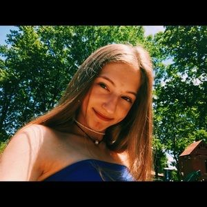 Meet your Posher, Juliana